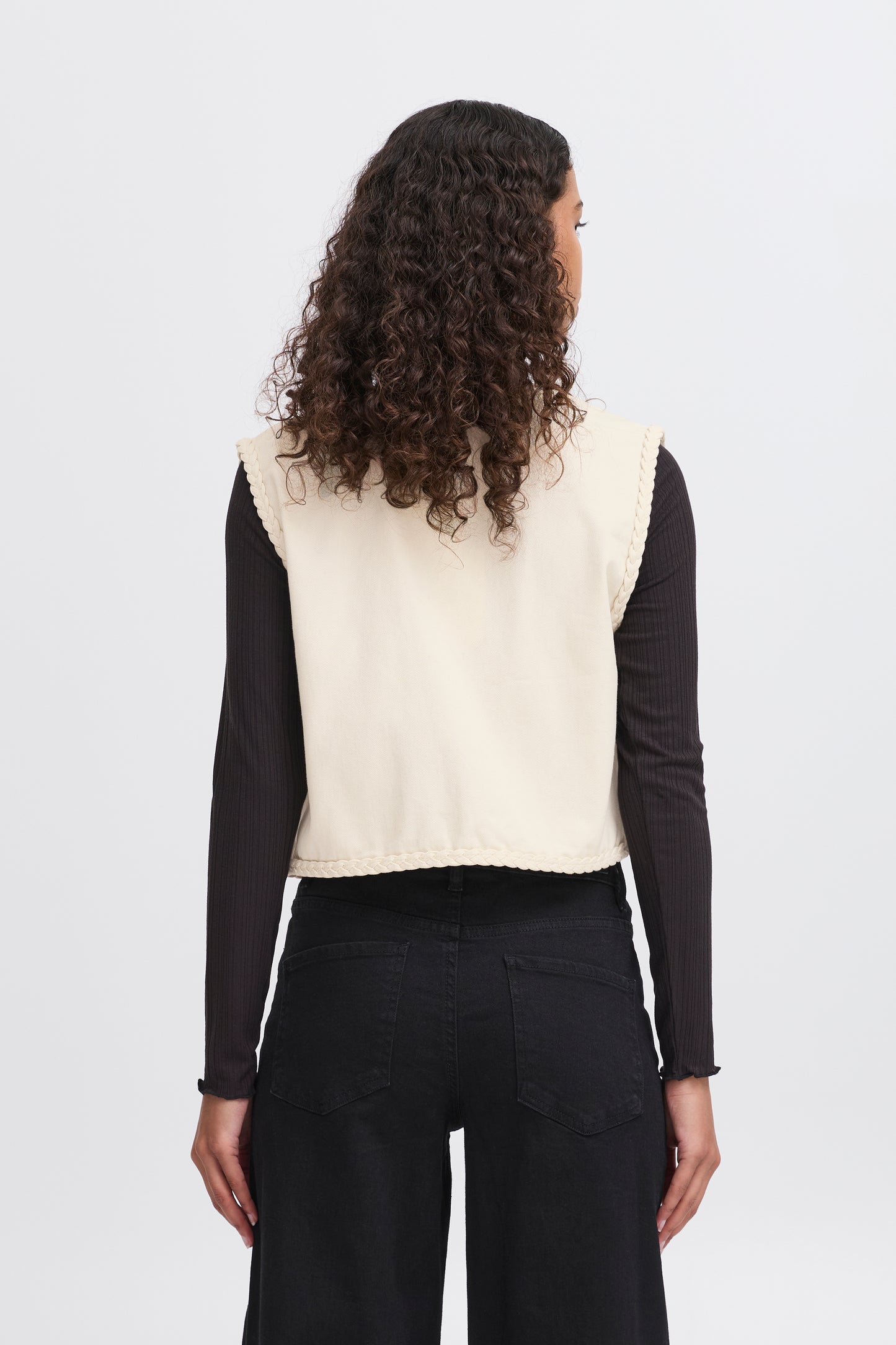 ICHI Ihjalia Waistcoat in  Birch