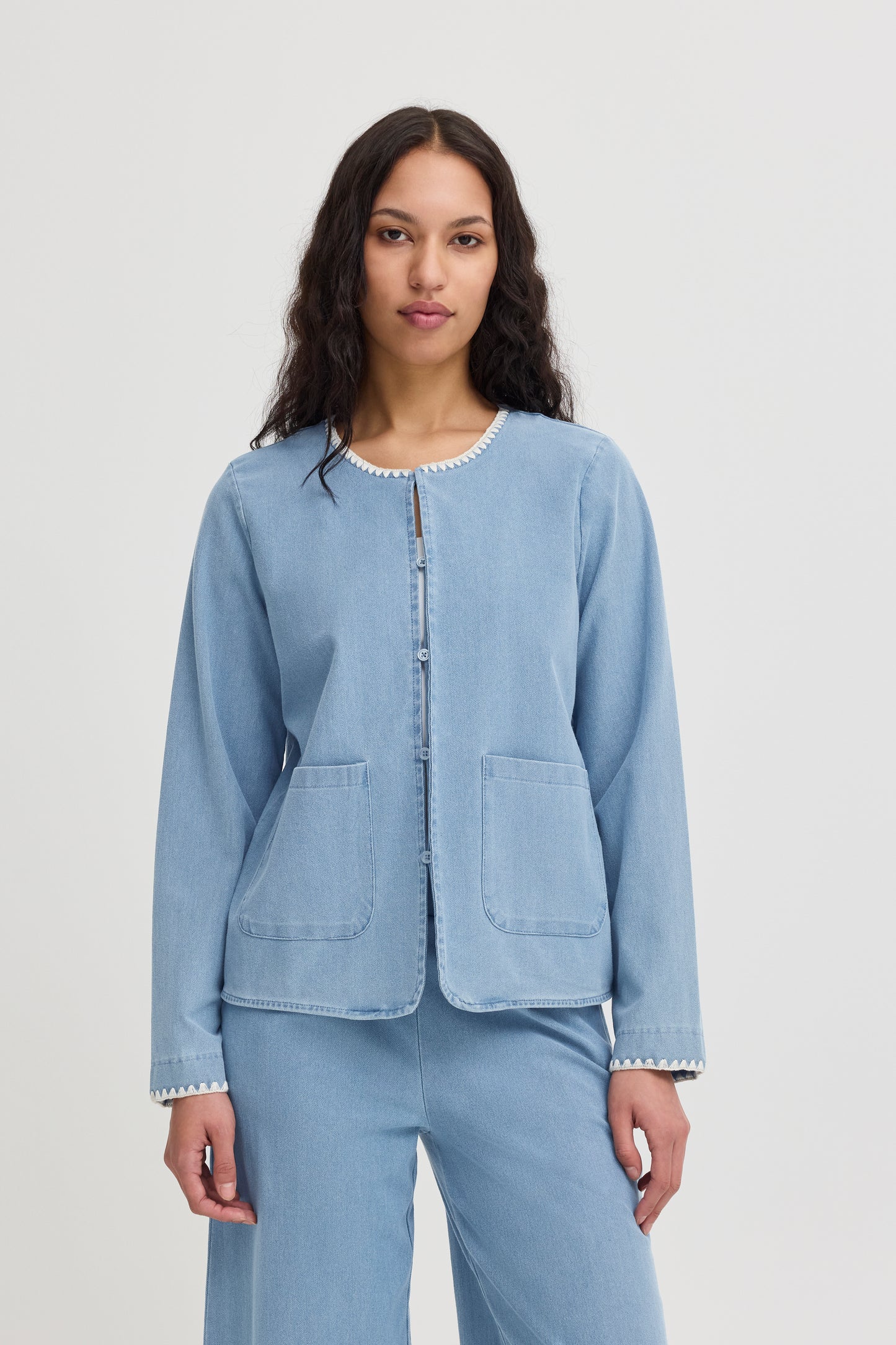 ICHI Ihkate Denerim Jacket in light blue denim