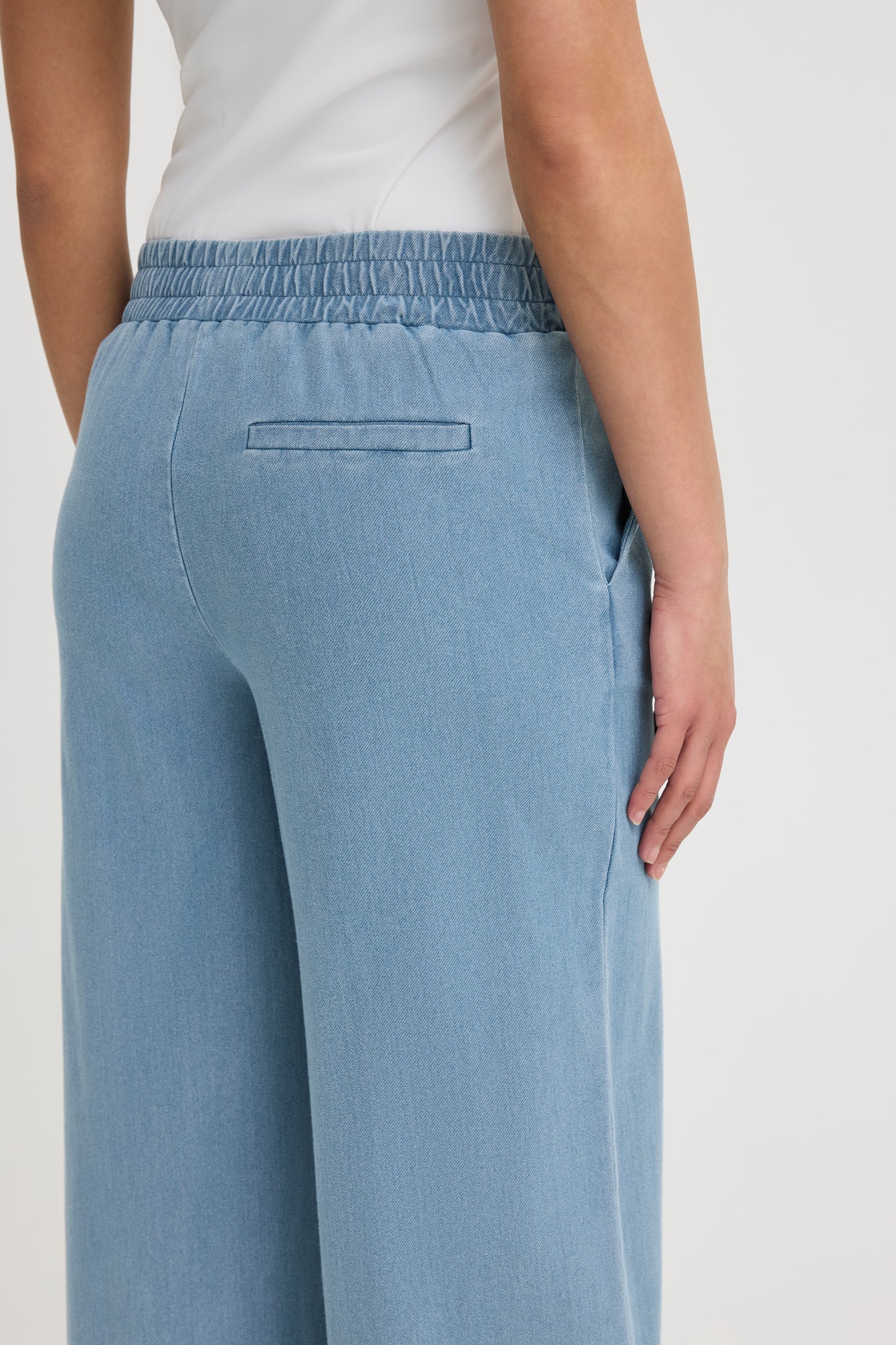 ICHI Ihkate Denerim Pants in light blue denim