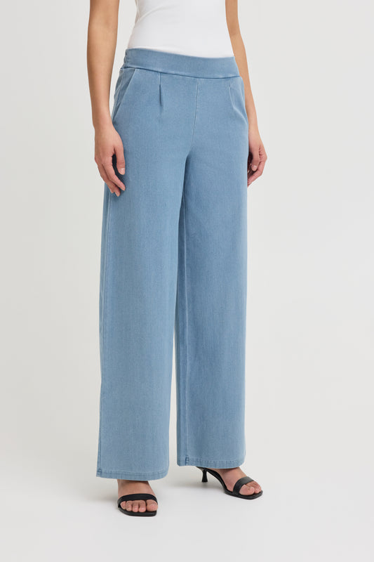 ICHI Ihkate Denerim Pants in light blue denim
