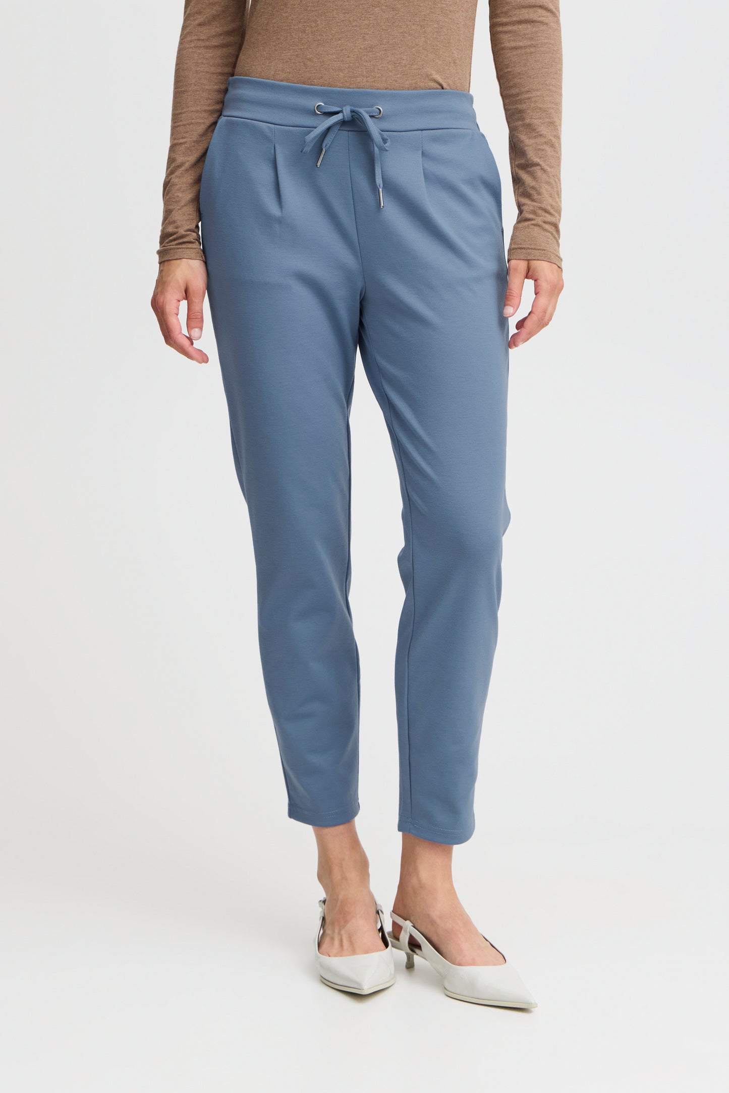 Byoung Rizetta Crop Pants in Blue Horizon