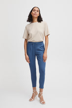 Load image into Gallery viewer, Byoung Rizetta Jersey Crop Pants in True Navy
