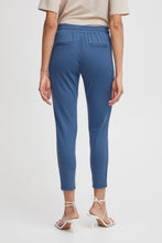 Load image into Gallery viewer, Byoung Rizetta Jersey Crop Pants in True Navy
