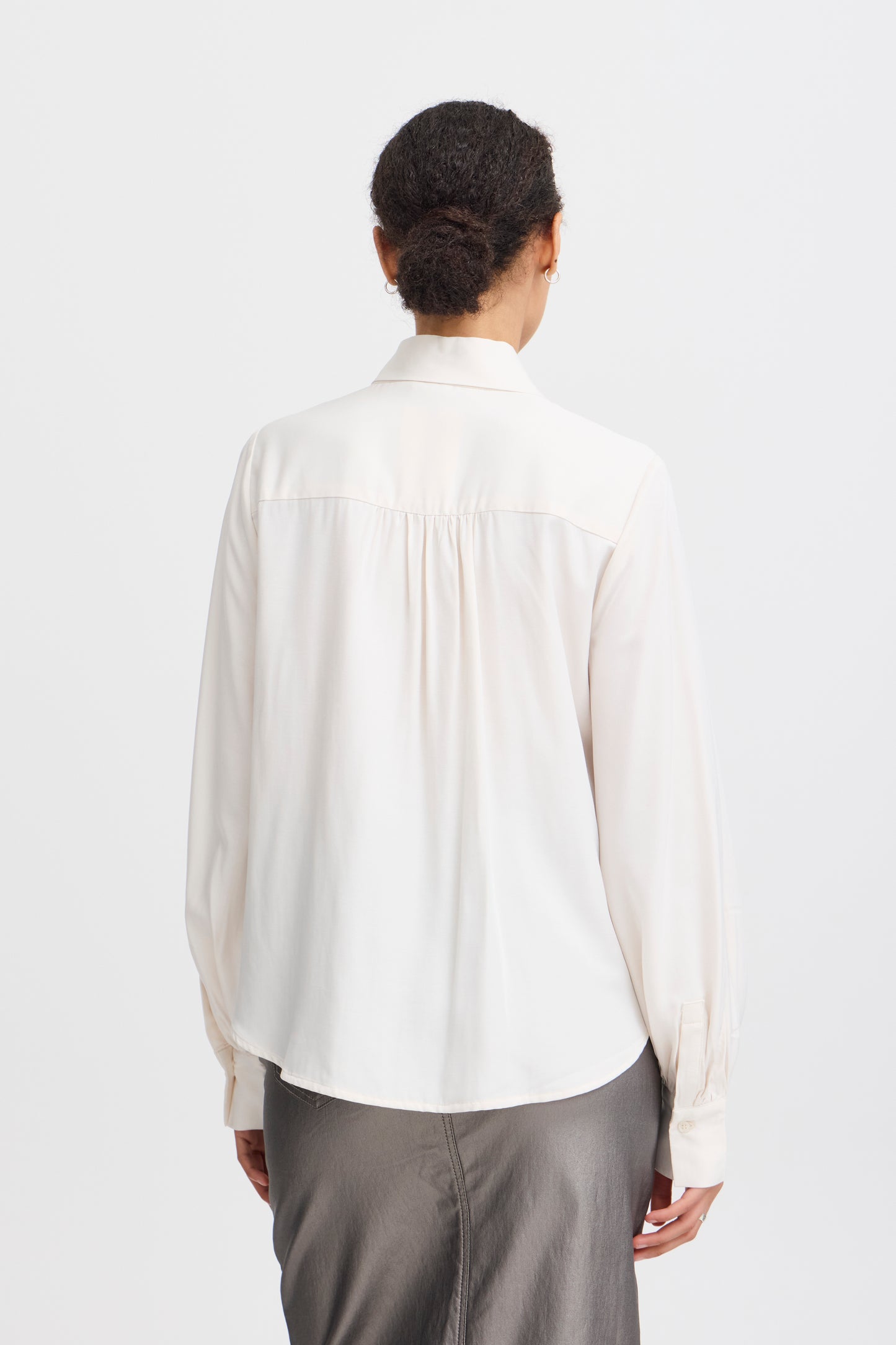 Byoung Byhanyo Bow Shirt in Birch